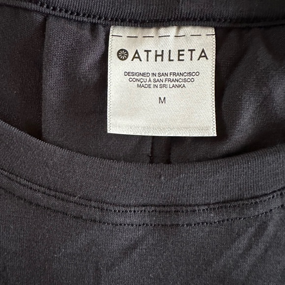 NWT Athleta With Ease Top. Black, Size Medium - Picture 8 of 8